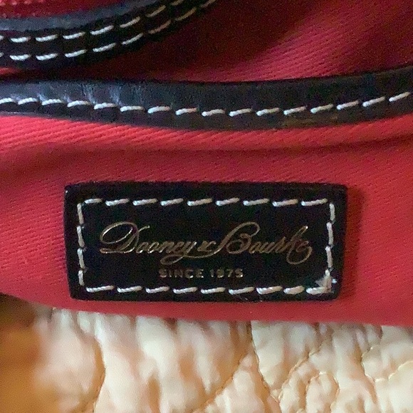 Disney Dooney & Bourke Buttons Toto - Picture 8 of 9